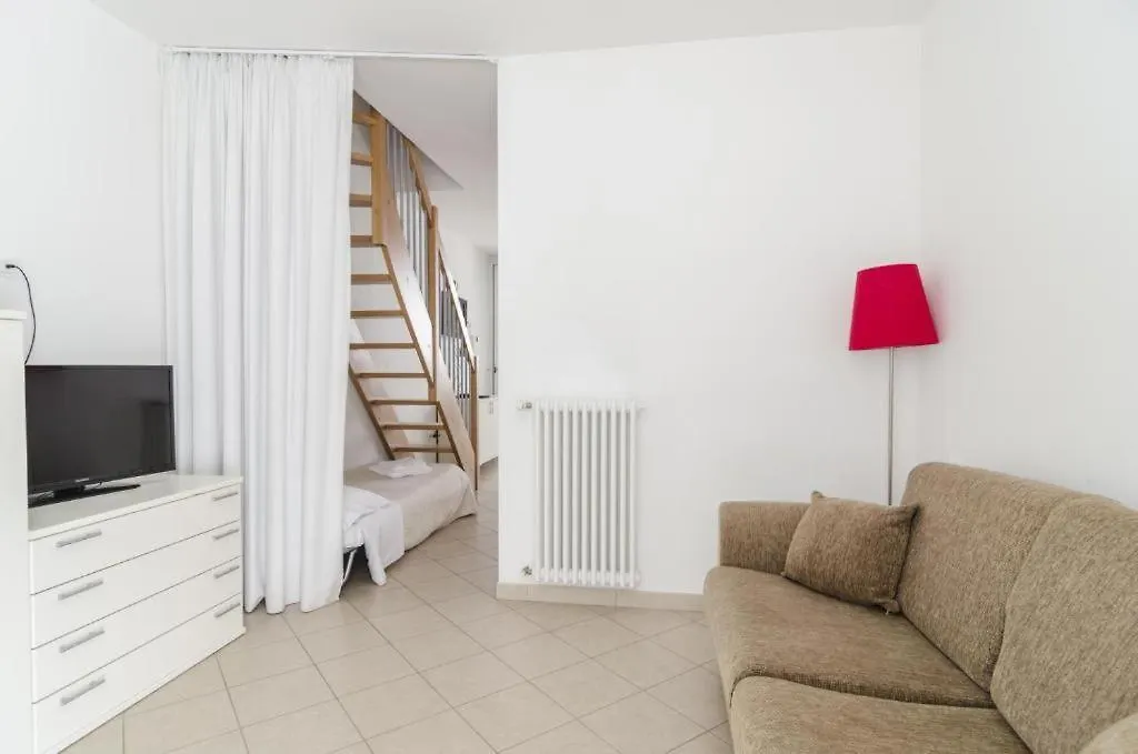 Apartment Appartamenti Federica 5 Milano Marittima